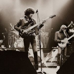 An image of Thin Lizzy performing in 1983